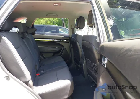 2013 Kia Sorento Lx from USA, damaged, VIN 5XYKT3A68DG348357